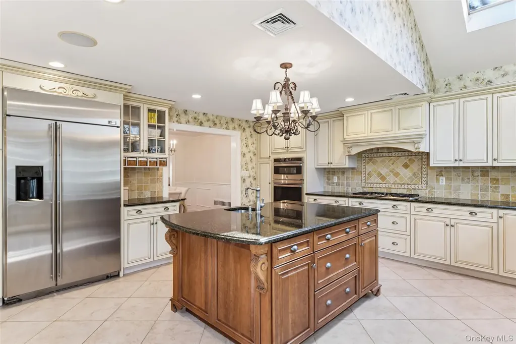 111 Palmyra Avenue Woodmere NY 11598