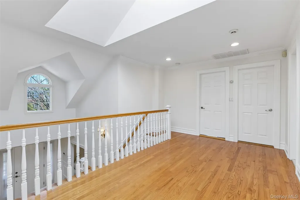 111 Palmyra Avenue Woodmere NY 11598