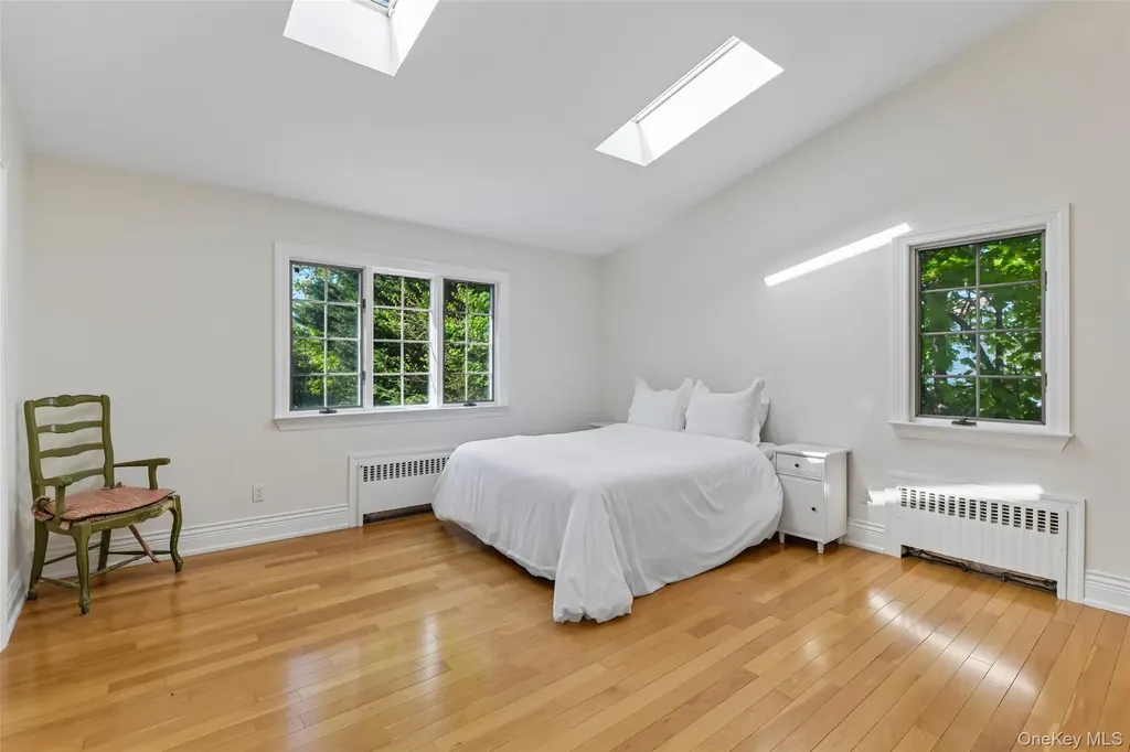 111 Palmyra Avenue Woodmere NY 11598