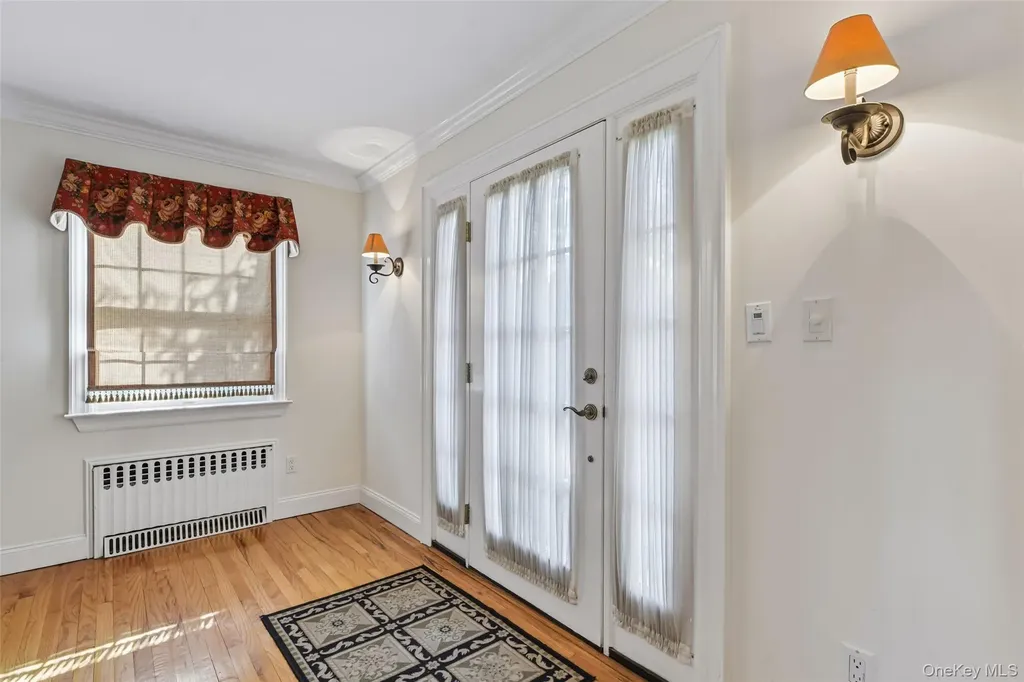 111 Palmyra Avenue Woodmere NY 11598