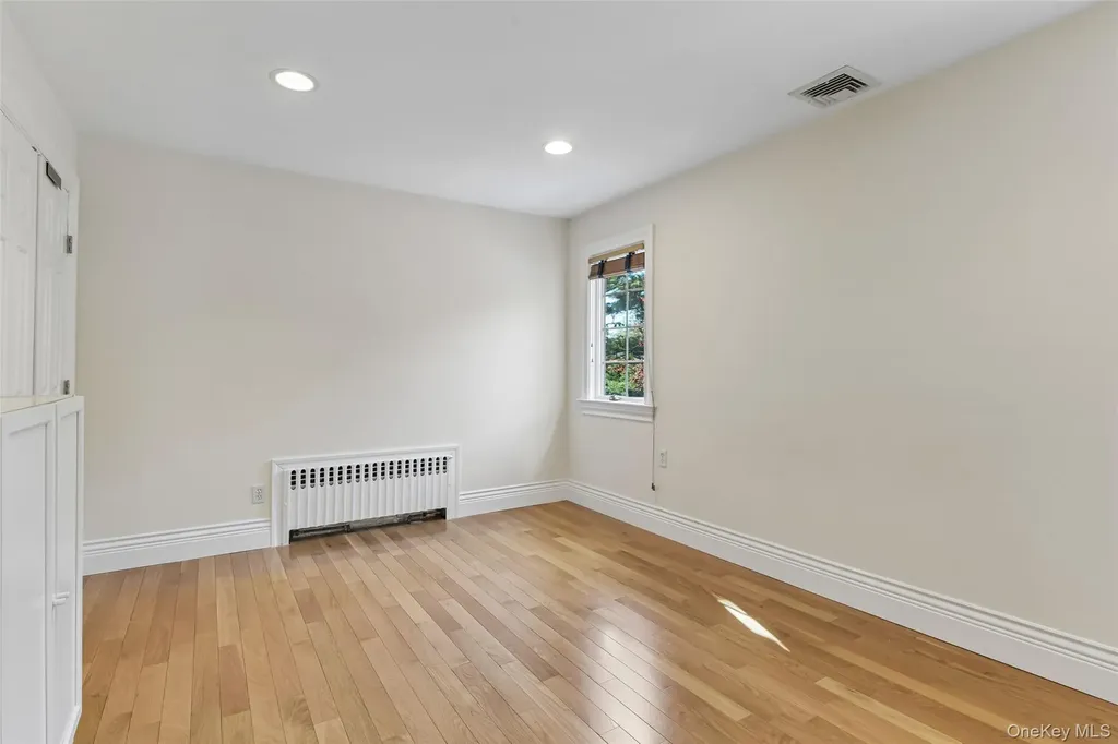 111 Palmyra Avenue Woodmere NY 11598
