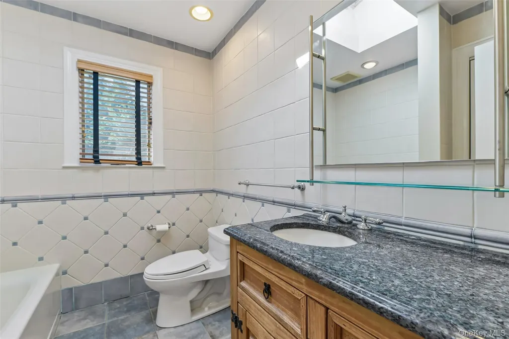 111 Palmyra Avenue Woodmere NY 11598
