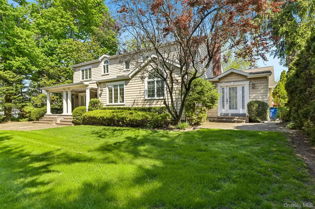 111 Palmyra Avenue Woodmere NY 11598