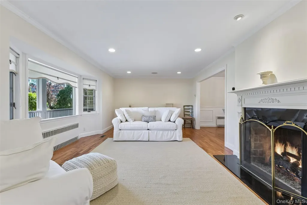 111 Palmyra Avenue Woodmere NY 11598