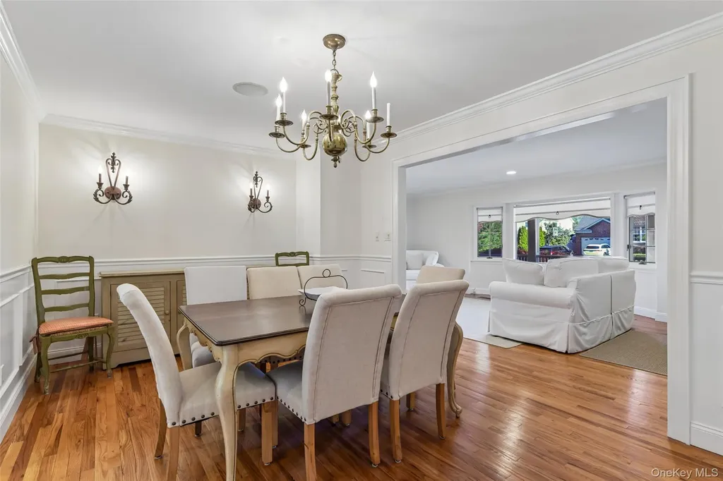 111 Palmyra Avenue Woodmere NY 11598