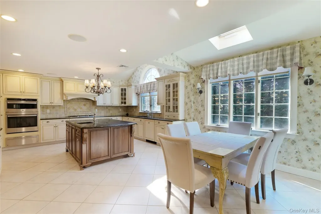 111 Palmyra Avenue Woodmere NY 11598
