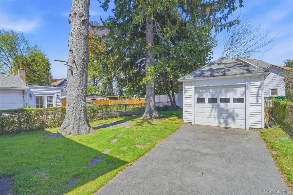 160 Foxhall Avenue Kingston NY 12401