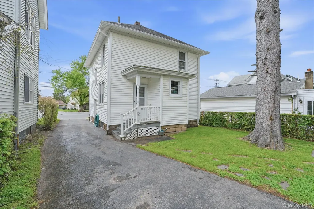 160 Foxhall Avenue Kingston NY 12401