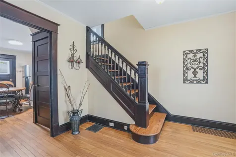 160 Foxhall Avenue Kingston NY 12401