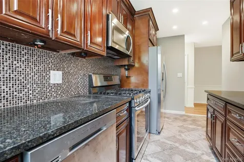 324 Palmer Terrace Mamaroneck NY 10543
