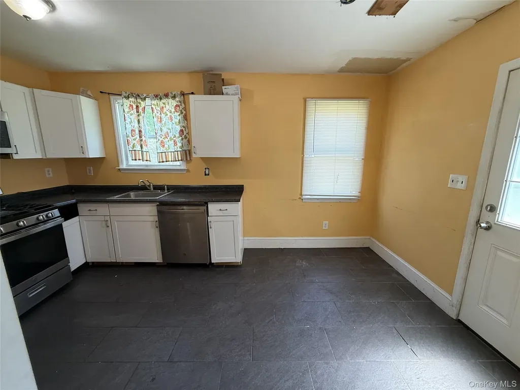 109 Myrtle Avenue New Windsor NY 12553