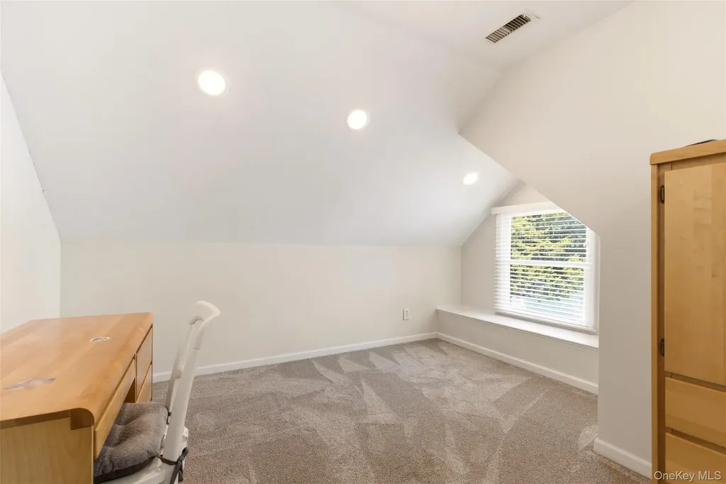 5 E Haven Lane East Northport NY 11731