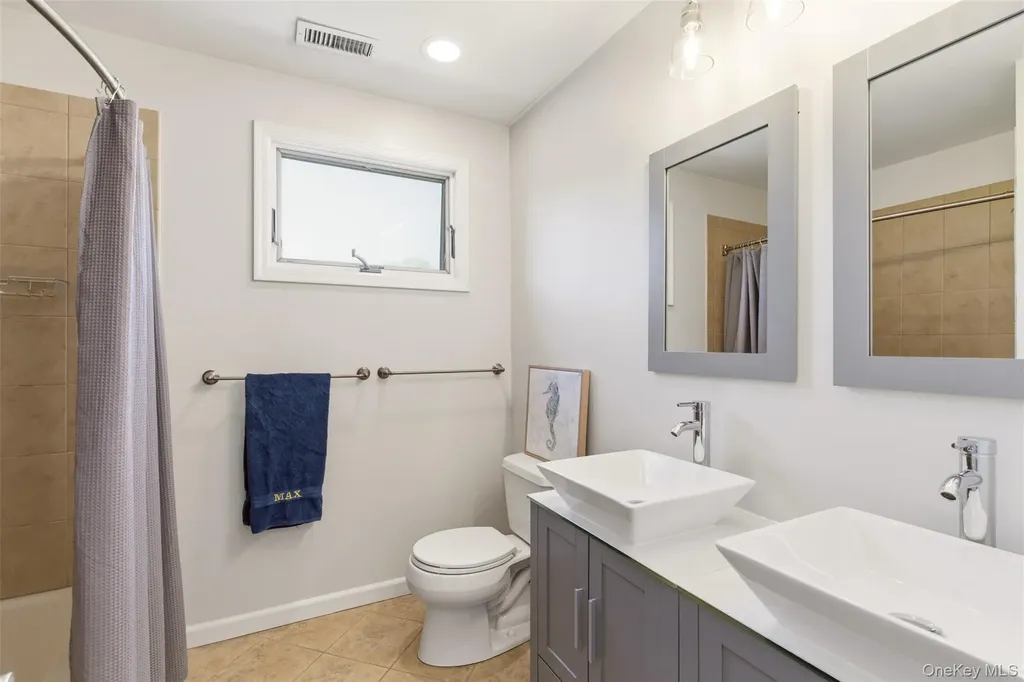 5 E Haven Lane East Northport NY 11731