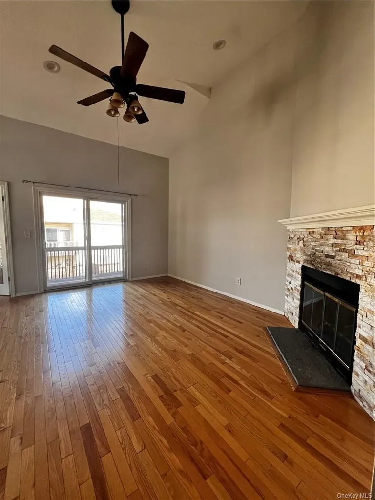 2312 Whispering Hills Chester NY 10918