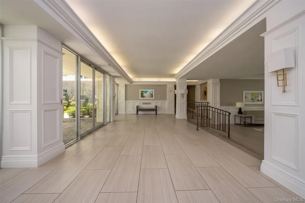 1 Stoneleigh Bronxville NY 10708