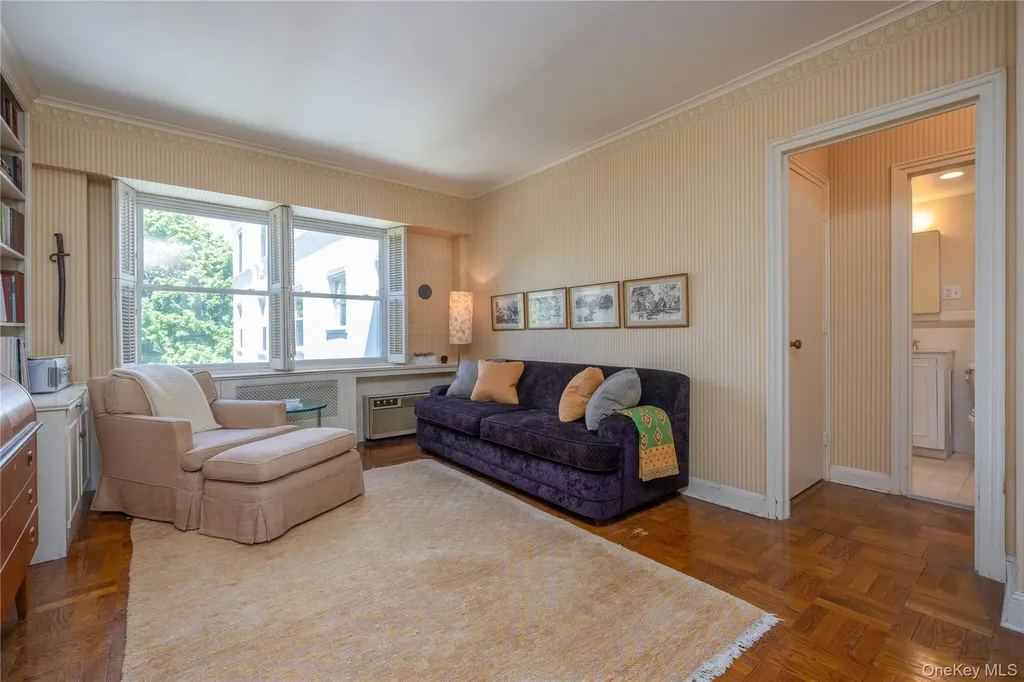 1 Stoneleigh Bronxville NY 10708