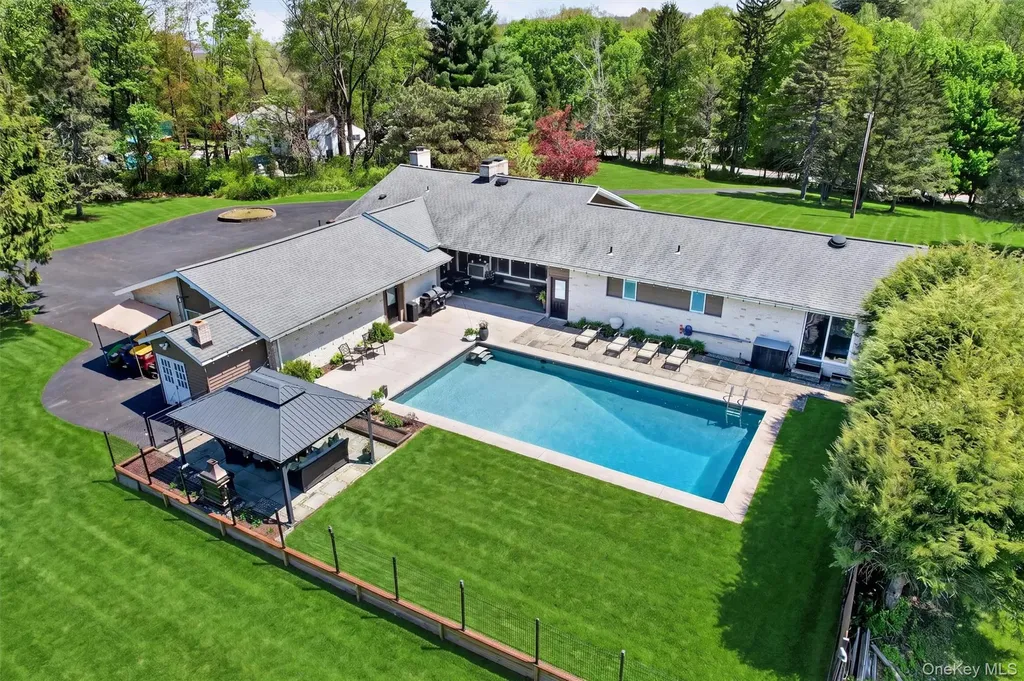 14 Ball Road Warwick NY 10990