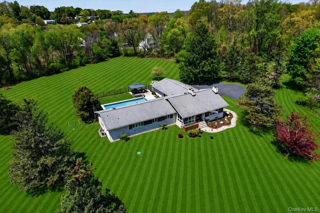 14 Ball Road Warwick NY 10990