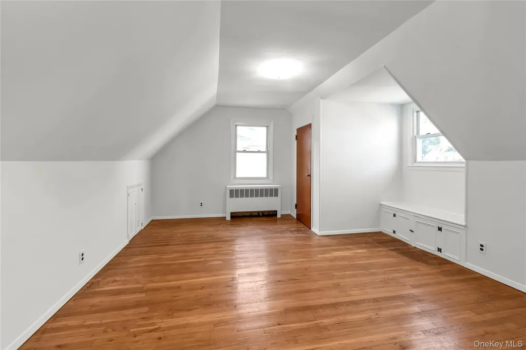 65 Grant Avenue Albertson NY 11507