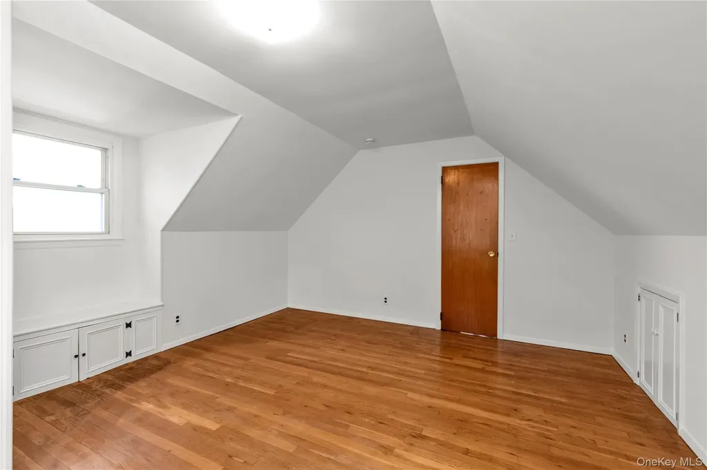 65 Grant Avenue Albertson NY 11507