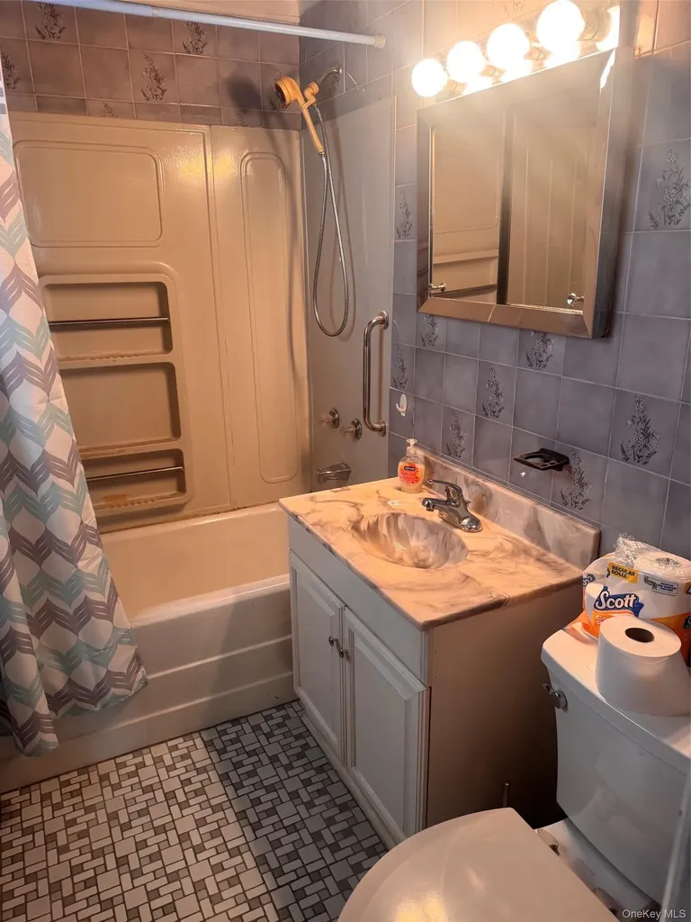 8056 87th Avenue Woodhaven NY 11421