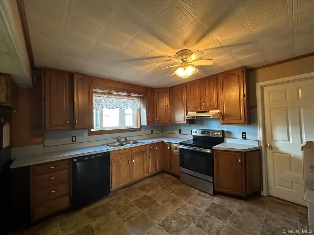 172 Main Street Gardiner NY 12525