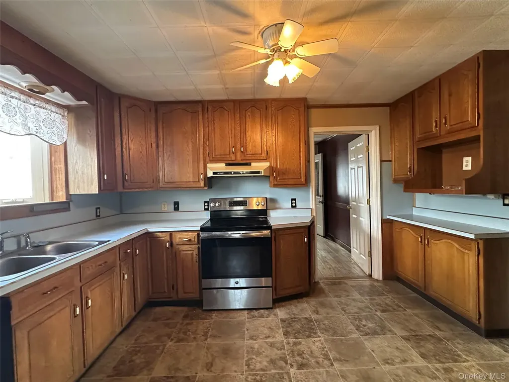 172 Main Street Gardiner NY 12525