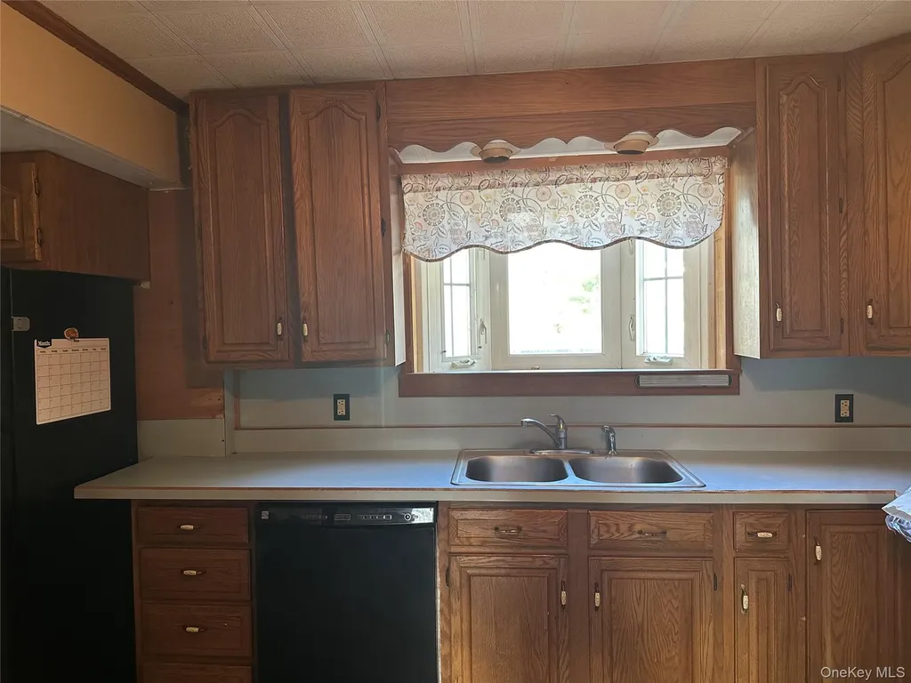 172 Main Street Gardiner NY 12525