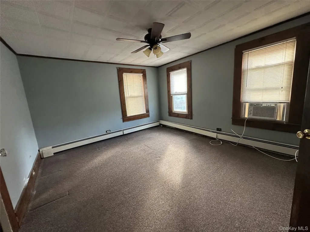 172 Main Street Gardiner NY 12525
