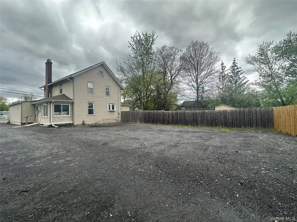 172 Main Street Gardiner NY 12525