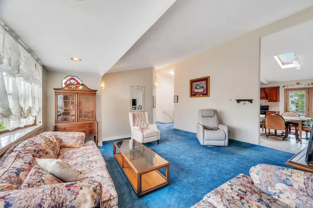 2566 Nelson Drive Seaford NY 11783