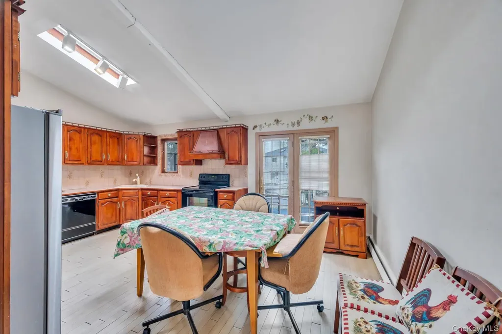 2566 Nelson Drive Seaford NY 11783