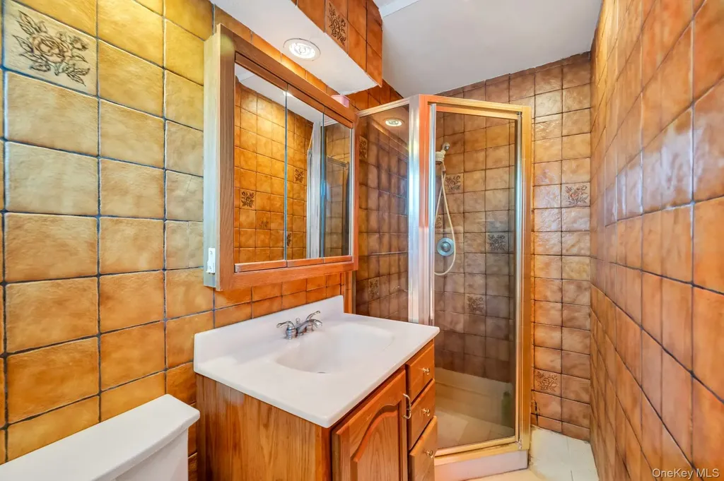 2566 Nelson Drive Seaford NY 11783