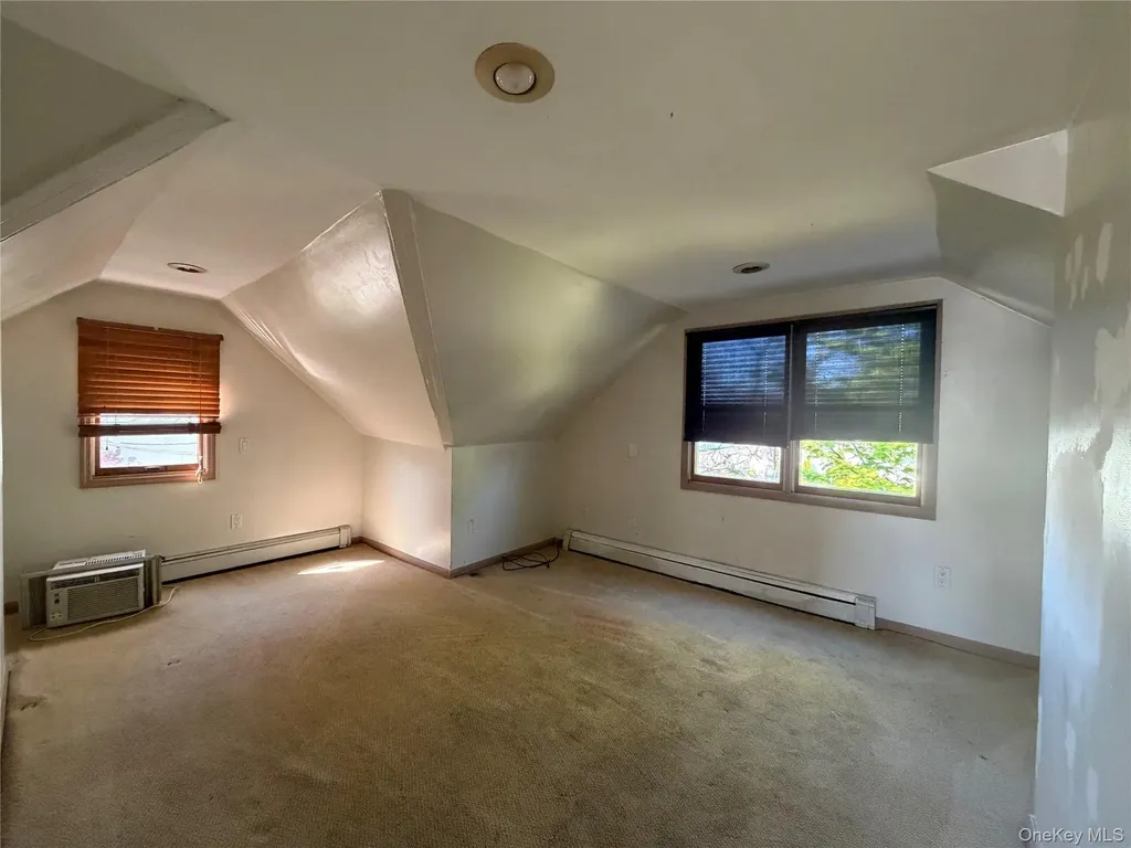 51 Weston Avenue Deer Park NY 11729