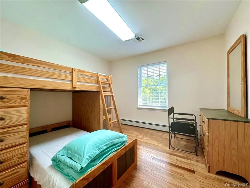 201 Cr-50 Middletown NY 10958