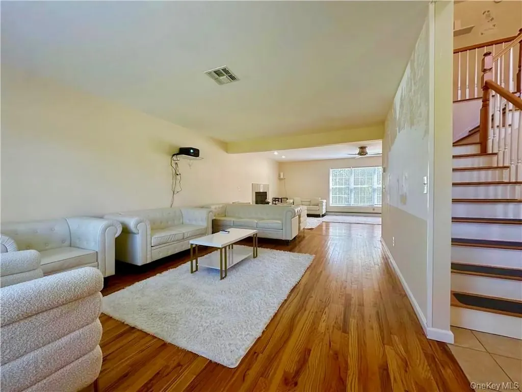 201 Cr-50 Middletown NY 10958