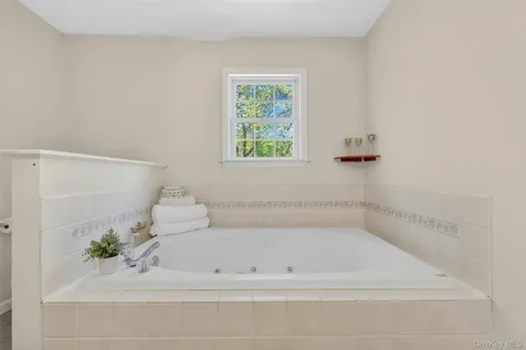 172 Westchester Avenue Buchanan NY 10511