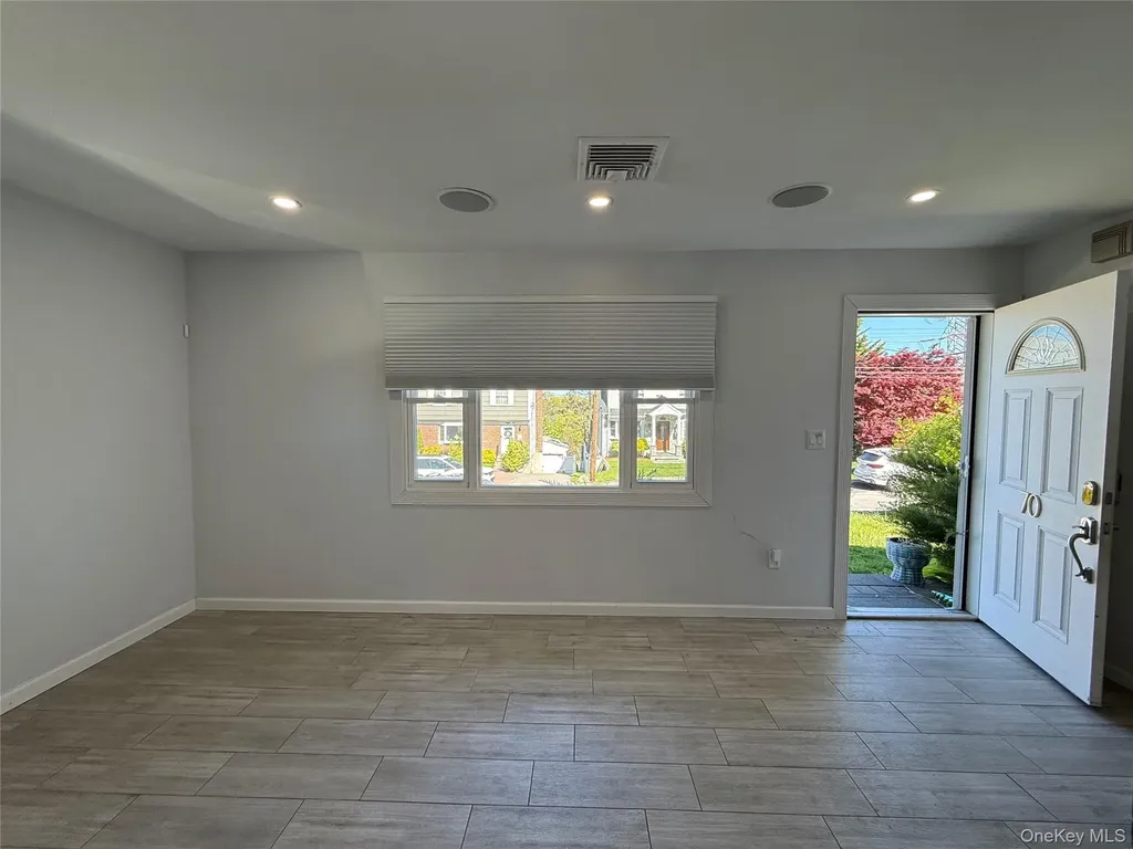 70 Roundhill Drive Yonkers NY 10710