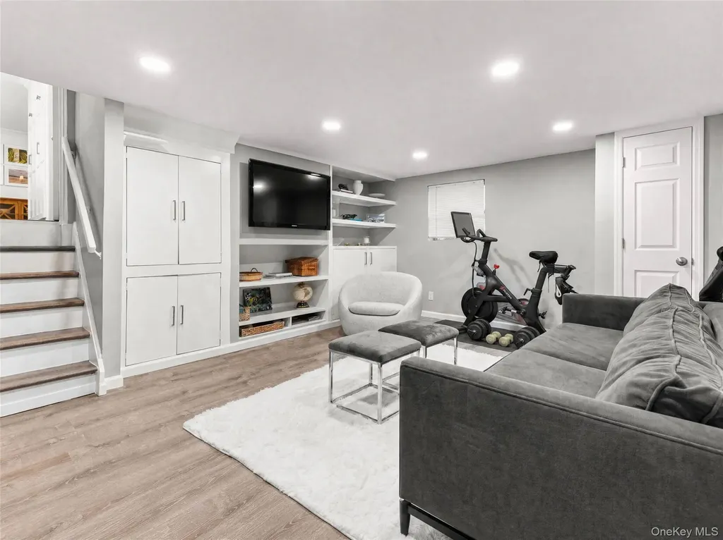 4 Southway Hartsdale NY 10530
