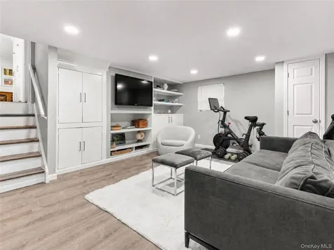 4 Southway Hartsdale NY 10530