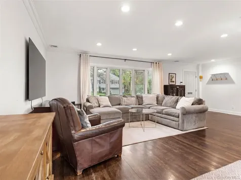 4 Southway Hartsdale NY 10530