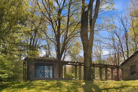 438 Lake Shore Road Putnam Valley NY 10579