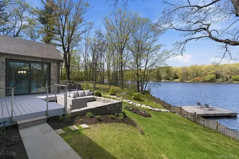 438 Lake Shore Road Putnam Valley NY 10579