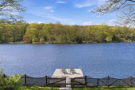 438 Lake Shore Road Putnam Valley NY 10579