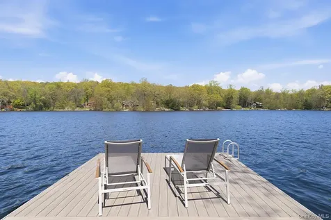 438 Lake Shore Road Putnam Valley NY 10579