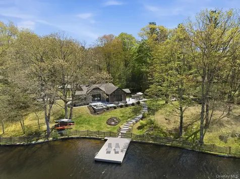 438 Lake Shore Road Putnam Valley NY 10579