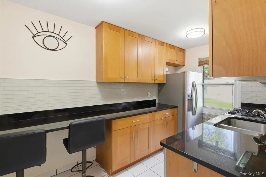 251-61 71st Road Bellerose NY 11426