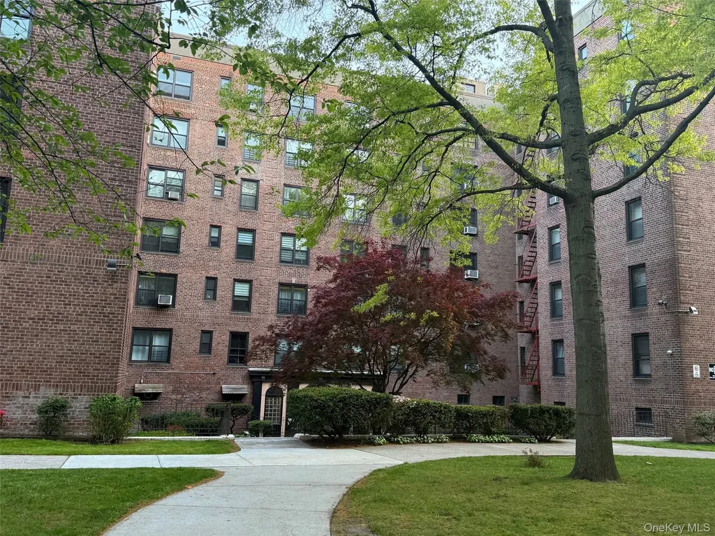 83-85 Woodhaven Boulevard Woodhaven NY 11421