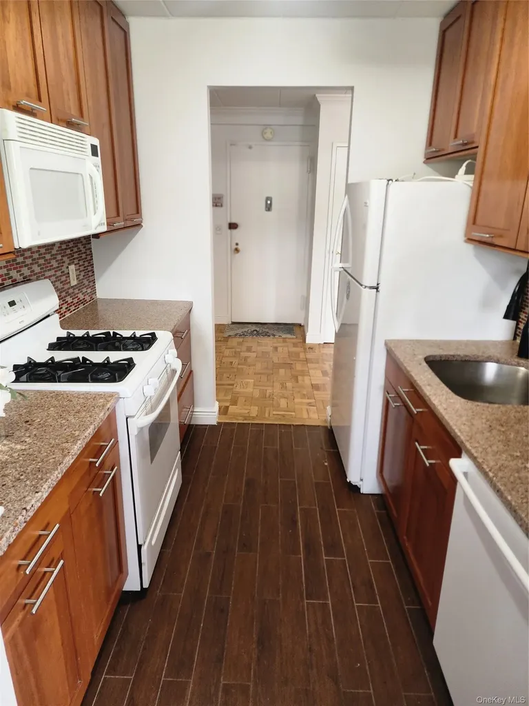 370 Central Avenue Scarsdale NY 10583