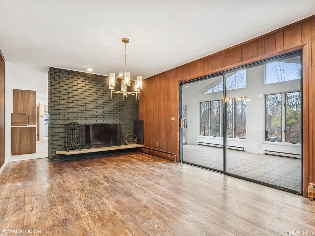 8 Jonathan Lane Poughkeepsie NY 12603